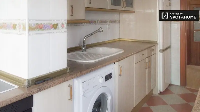 Apartamento en Madrid 5 dormitorios 2 baños Spotahome