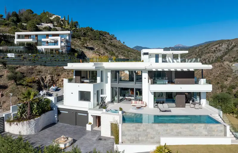 Villa Moderna 6 Dormitorios Benahavis Vistas Panoramicas