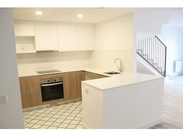 Duplex Con Terraza en Girona Centro