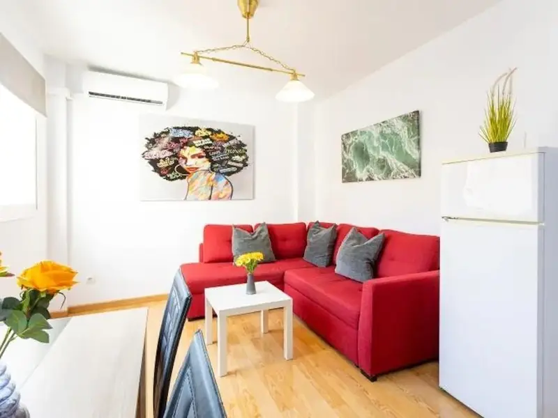 Apartamento en alquiler Calle Cruz Verde M
1 dormitorio 1 ba
Ideal estudiantes y profesionales