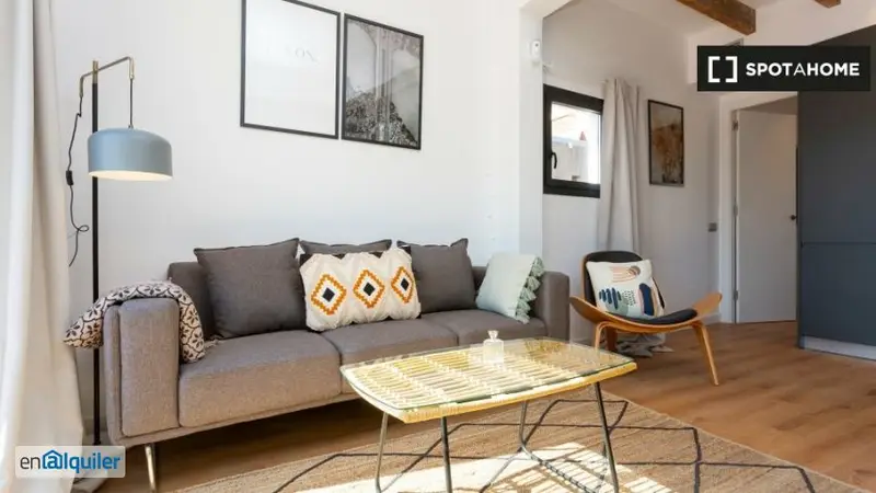 Piso de 2 habitaciones en alquiler en el Gòtic, gastos incluidos