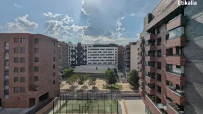 Piso en alquiler en Sofia Erreginaren Hiribidea, cerca de Reina Sofia Kalea