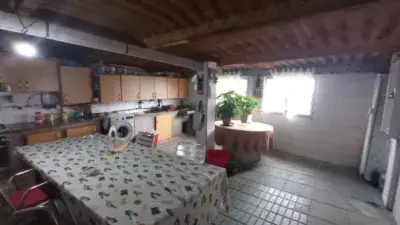 Casa en venta en Lougares (Mondariz)