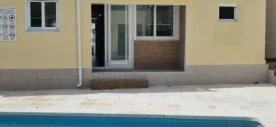 Bungalow en Alquiler Planta Baja 3 Habitaciones 2 Banos