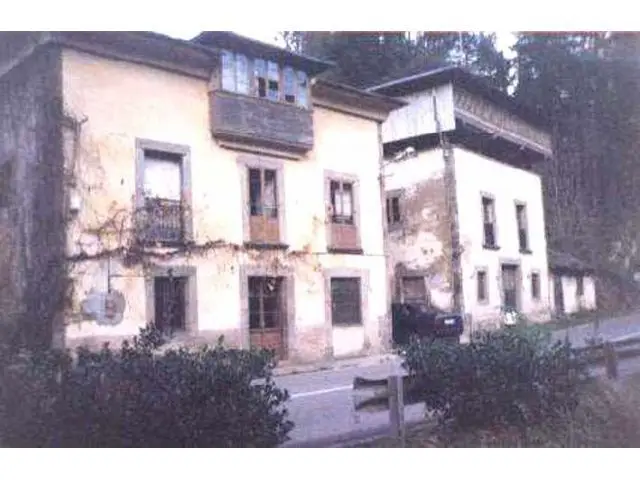 Casa de Piedra en Venta con Finca y Panera