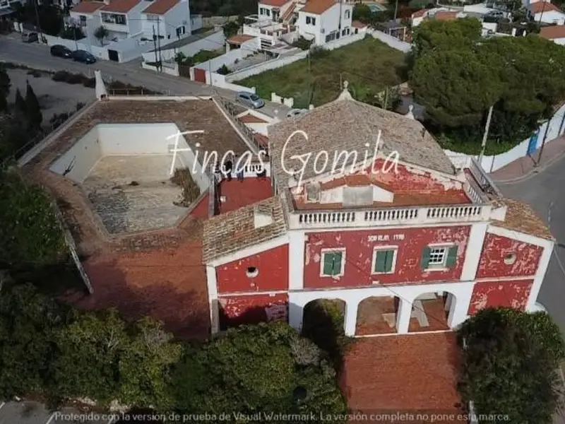 Chalet Historico en Es Castell con Vistas al Puerto