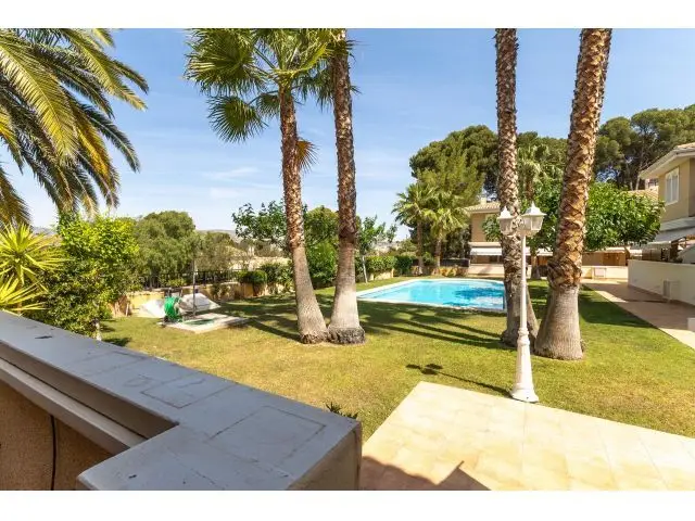 Bungalow en Las Palmeras junto Sagrada Familia