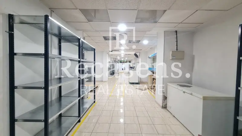 Local Comercial en Alquiler La Creu del Grau Valencia 425m2