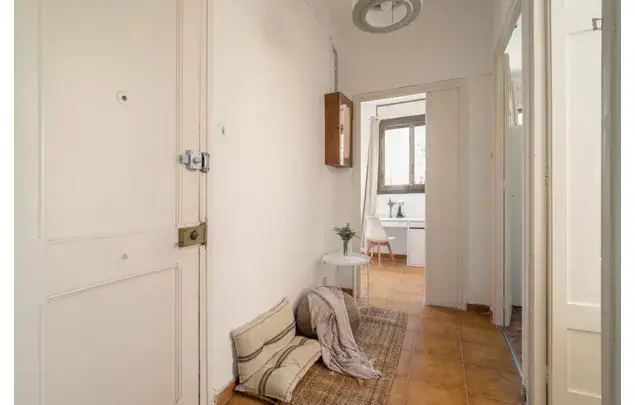 Apartamento 6 Dormitorios Barcelona Estudiantes Trabajadores