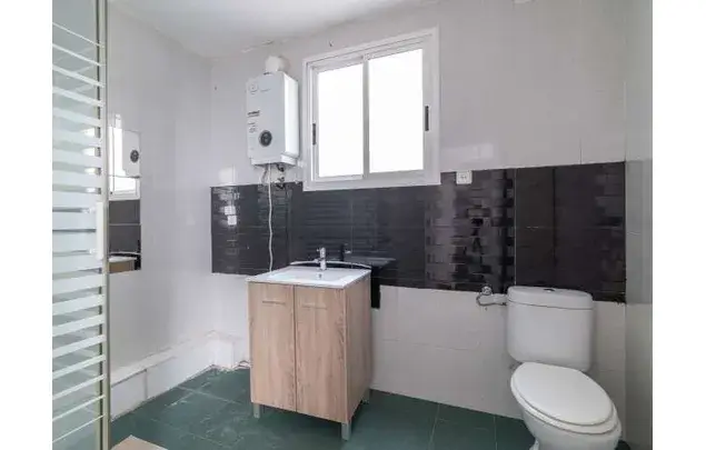 Habitaci
ón en alquiler en Barcelona 95m²