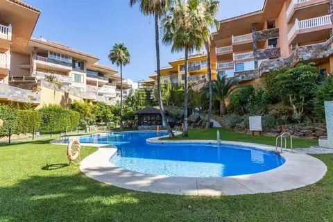 Piso de 3 Dormitorios en venta Fuengirola, España