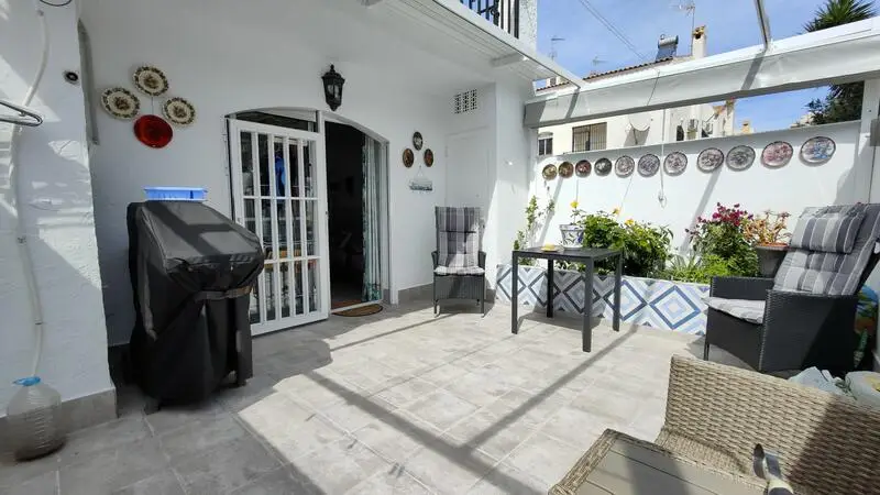 Bungalow Reformado 2 Dormitorios Nueva Torrevieja