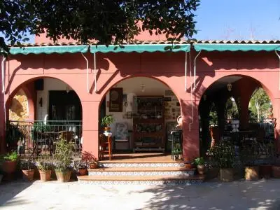 Casa Rustica en Picassent con Jardin