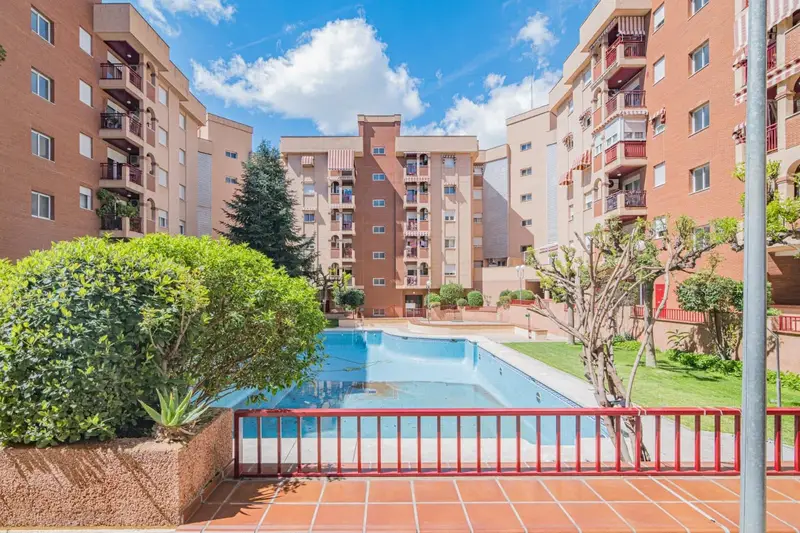 Piso 138m2 Granada Sierra Nevada Vistas Piscinas
