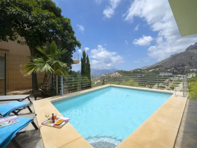 Casa Villa 4 Dormitorios Alquiler Altea Espa	
