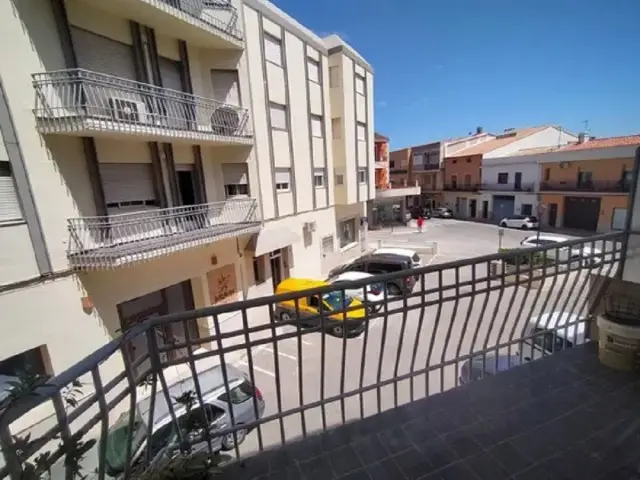 Apartamento 3 Dormitorios Orba Espa	

	

a