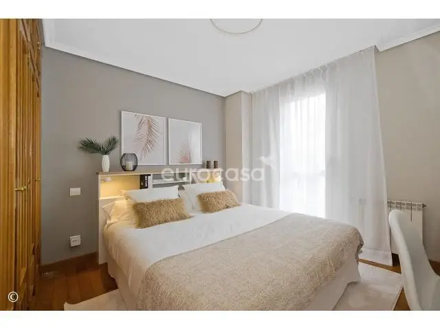 Alquiler Piso Lujo Valdenoja 2 Habitaciones  Garaje