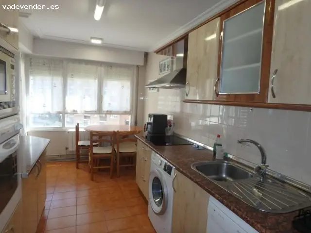 Pisazo Estudiantes UPNA Pamplona Amueblado 3 Dorm 2 Baños