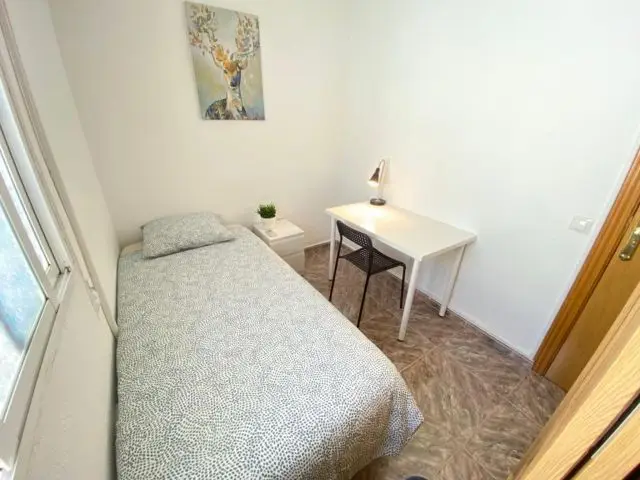 Habitacion Amueblada Getafe Wifi Cocina Baño