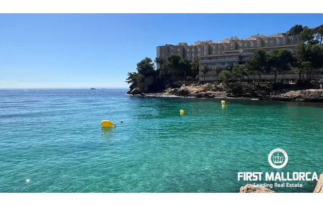 Alquiler Apartamento 4 Dormitorios Cala Vinyas Acceso Directo al Mar