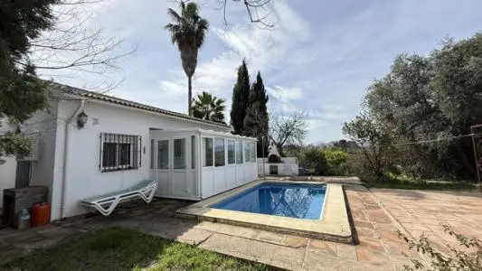 Casa Rural con Piscina en Cartama - Ideal Familias y Parejas