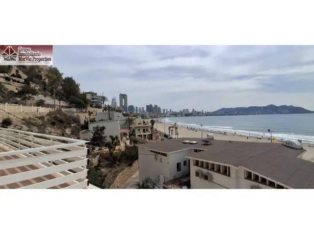 Atico de Lujo en Benidorm con Vistas al Mar