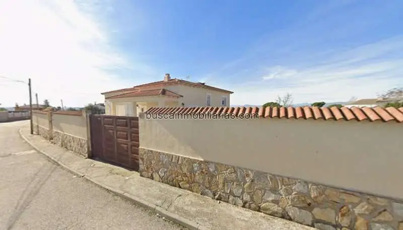 Casa en Venta Mentrida Sin Posesion Oportunidad Inversores
