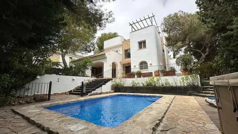 Villa de Lujo 5 Dormitorios Campoamor Vistas al Mar