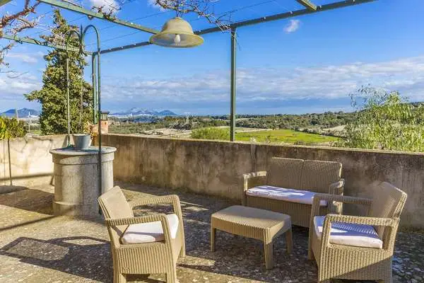 Casa Palaciega con Vistas Panorámicas en Muro Mallorca