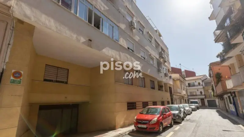 Piso en venta en Maracena: 100m2, 2 dormitorios, terraza y aire acondicionado