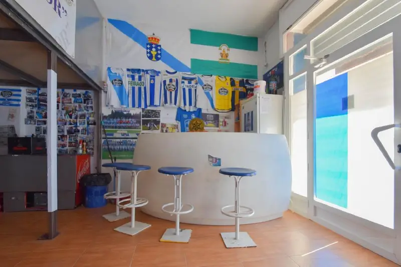 Venta Local Comercial Lujoso Vergeles Granada