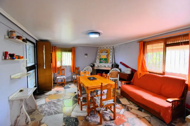 Chalet en Montroy 5 Dormitorios 2 Baños Parcela Amplia