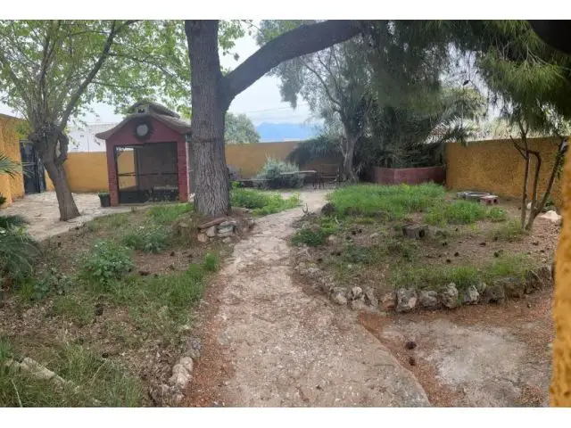 Chalet con Jardin en Castellon de la Plana 3 habitaciones 2 baños