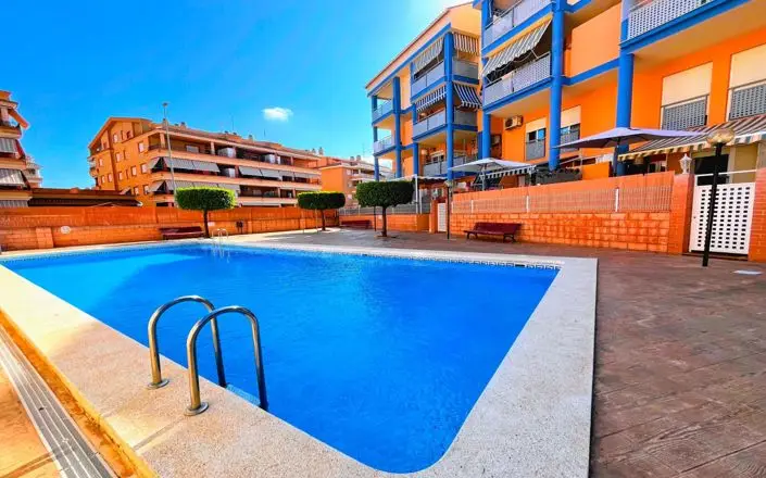 Apartamento 2 Dormitorios en Canet de Berenguer Cerca de la Playa