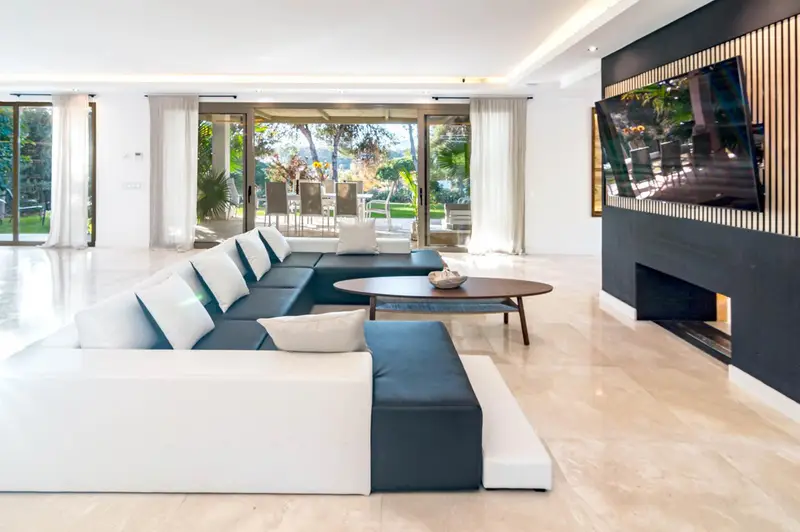 Villa 5 Dormitorios Rio Real Golf Marbella