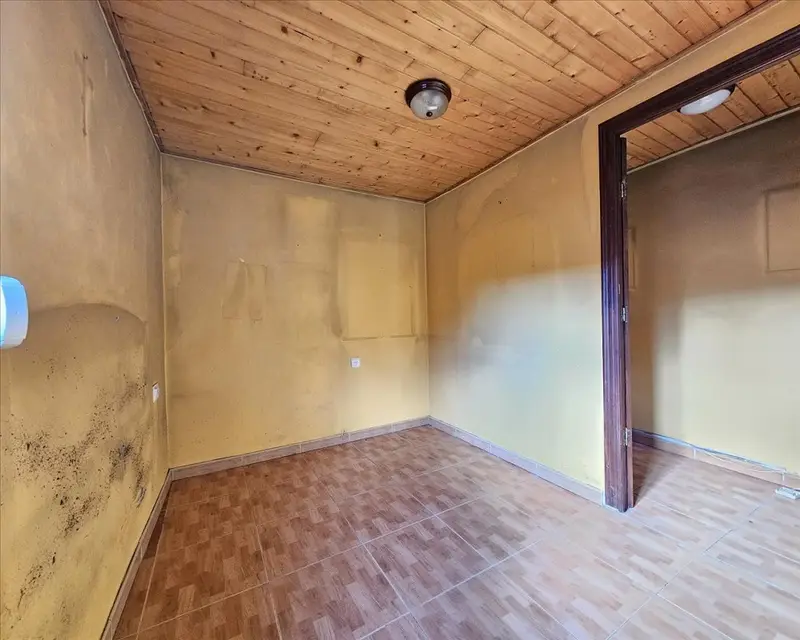 Unifamiliar 50m2 3 habitaciones 2 baños Ourense
