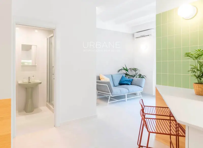 Apartamento 2 dormitorios en venta El Raval Barcelona