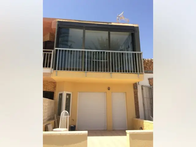 Apartamento en Los Urrutias con Vistas al Mar