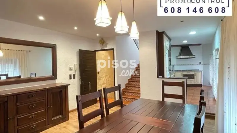 Chalet en venta en Zuera cerca de comercios y colegios