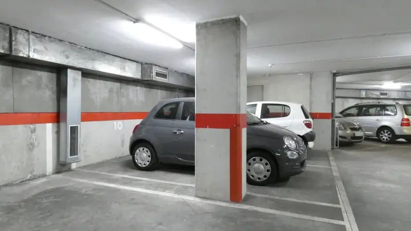Garaje en alquiler en Plaça dels Patins, Palma de Mallorca, Mallorca