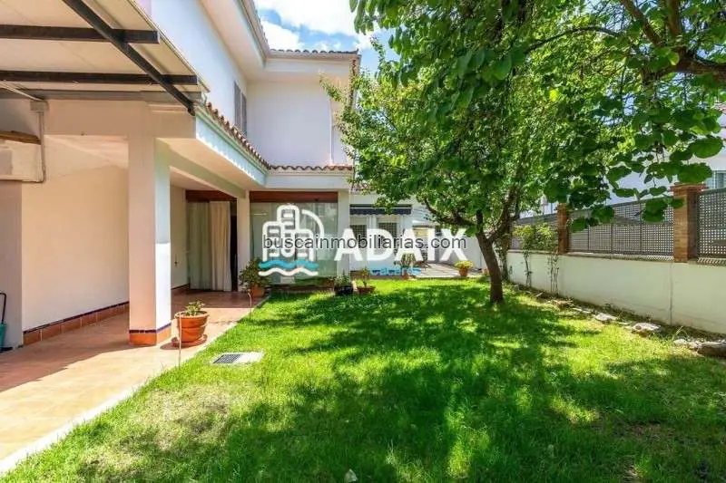Chalet en Venta 4 Dormitorios 3 Baños Cáceres