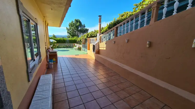 Venta Casa Amueblada Rianxo 311m2 5 Dormitorios