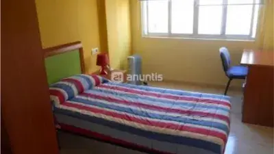 Piso en Venta Ensanche A 3 habitaciones 1 Baño Amueblado