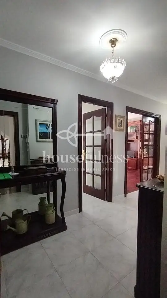 Piso en venta en Cedeira A Coruna centro amplio soleado