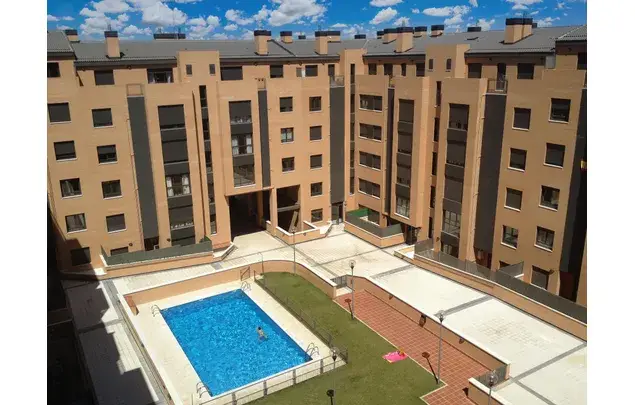 Alquiler Apartamento 2 Dormitorios 91m² Arroyo Encomienda