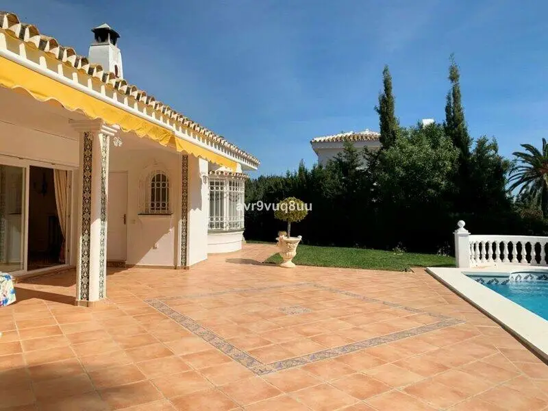 Villa en Venta La Cala de Mijas 3 Dormitorios Piscina y Vistas al Mar