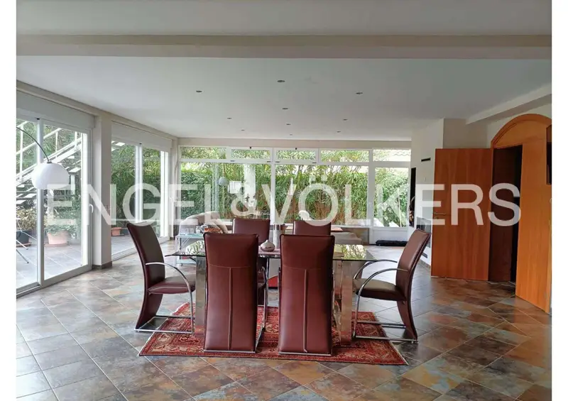 Chalet en Colera con 2 Apartamentos - Ideal Familias e Inversores