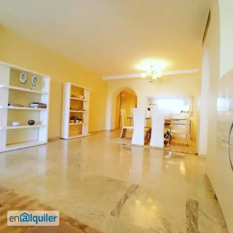 Piso de Lujo en Puerto Banús Alquiler Larga Temporada