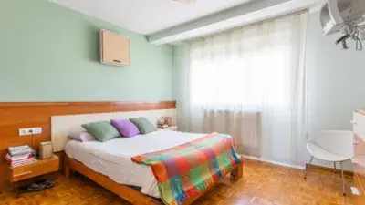 Piso en venta Calle Arturo Monzon 7