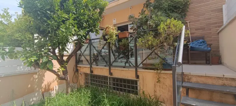Adosado en Calafell con 4 habitaciones y piscina